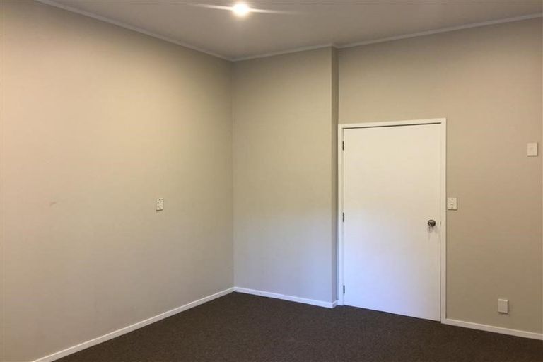 Photo of property in 553b East Coast Road, Browns Bay, Auckland, 0630