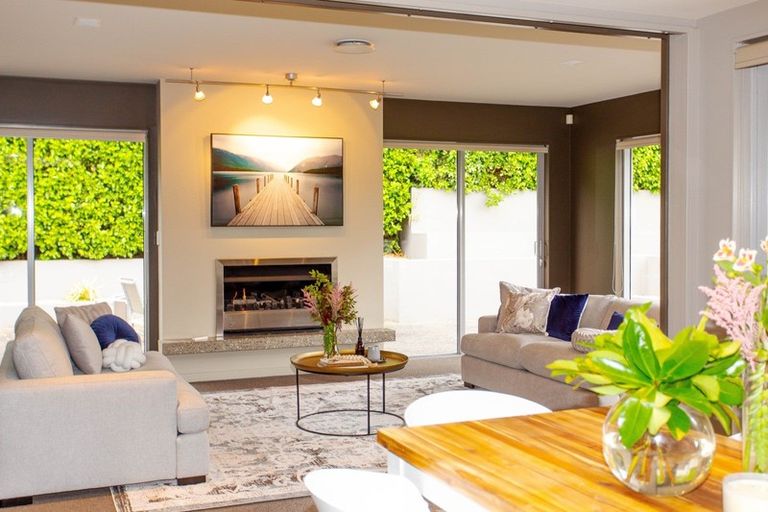 Photo of property in 19 Oakland Avenue, Saint Johns Hill, Whanganui, 4500