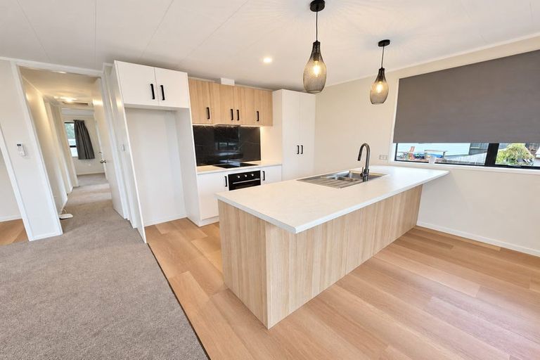 Photo of property in 12 Crystal Place, Pukehangi, Rotorua, 3015