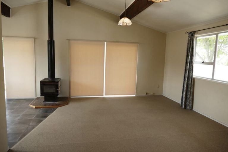 Photo of property in 399a Great South Road, Opaheke, Papakura, 2113