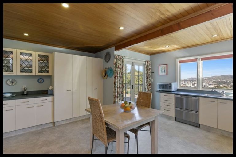 Photo of property in 4 Clive Road, Khandallah, Wellington, 6035