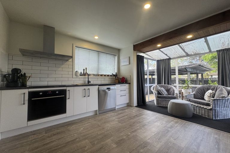 Photo of property in 9 Flemington Avenue, North New Brighton, Christchurch, 8083