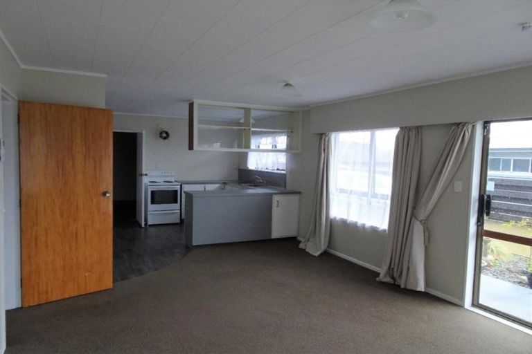Photo of property in 27 Wingrove Road, Owhata, Rotorua, 3010