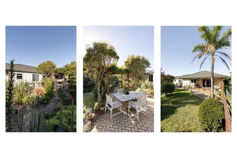 Photo of property in 14 Ohuirehe Road, Coastlands, Whakatane, 3120