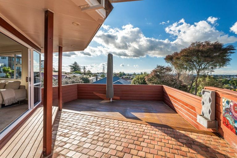 Photo of property in 18 Hepper Street, New Lynn, Auckland, 0600