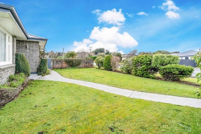 Photo of property in 50 West Plains Road, Waikiwi, Invercargill, 9810