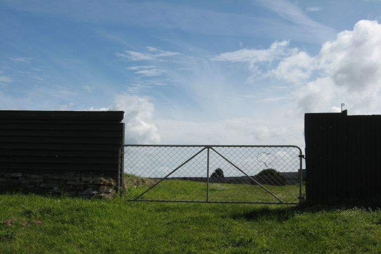 Photo of property in 1 Morgan Street, Castlecliff, Wanganui, 4501