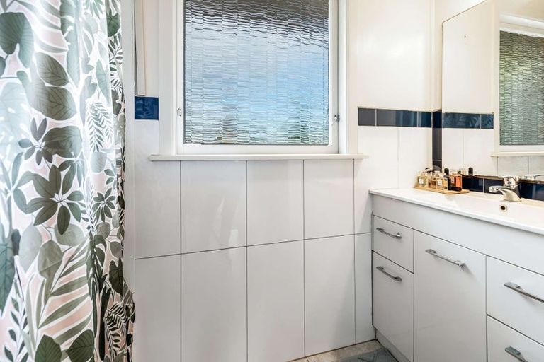 Photo of property in 8 The Drive, Brookfield, Tauranga, 3110