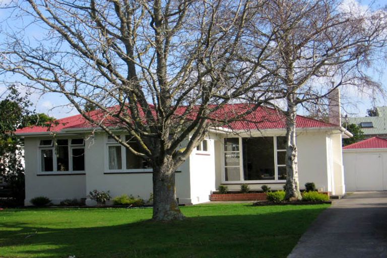Photo of property in 4 Burfield Place, Awapuni, Palmerston North, 4412