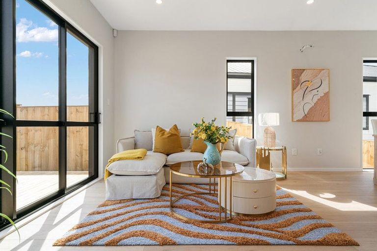 Photo of property in 73 Tributary Parade, Karaka, Papakura, 2113