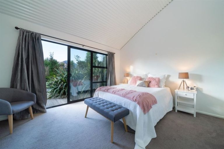 Photo of property in The Tin Shed, 68c Kennels Lane, Albert Town, Wanaka, 9382