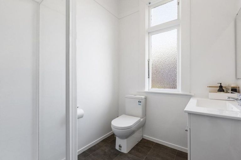 Photo of property in 257 Macandrew Road, Forbury, Dunedin, 9012