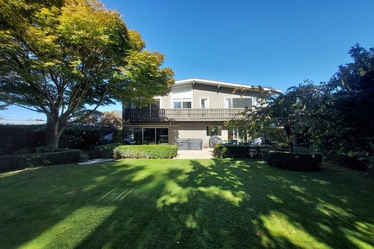 Photo of property in 16b Merrin Street, Avonhead, Christchurch, 8042