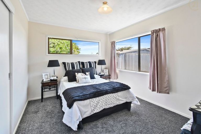 Photo of property in 4 Tilbrook Place, Papakura, 2110