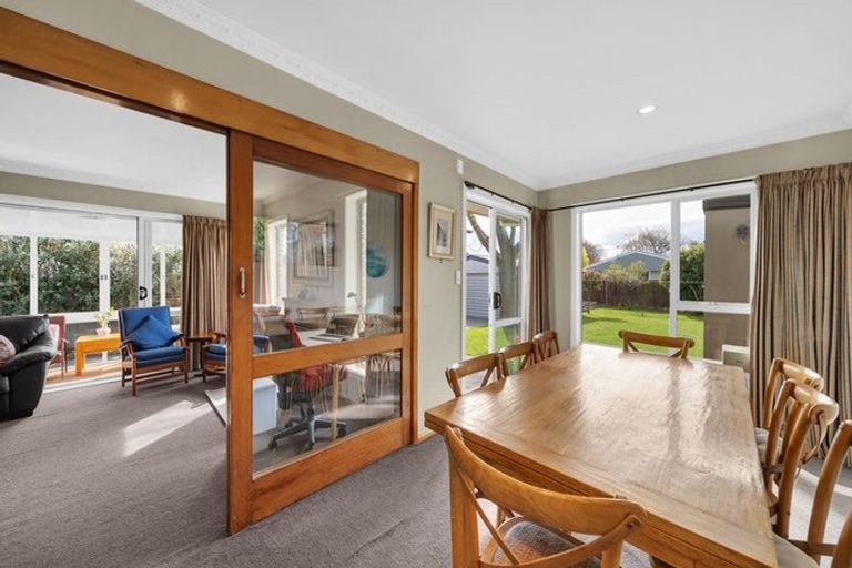 Photo of property in 32 Coniston Avenue, Ilam, Christchurch, 8041