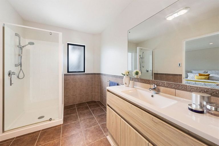 Photo of property in 3 Magnolia Place, Flat Bush, Auckland, 2016