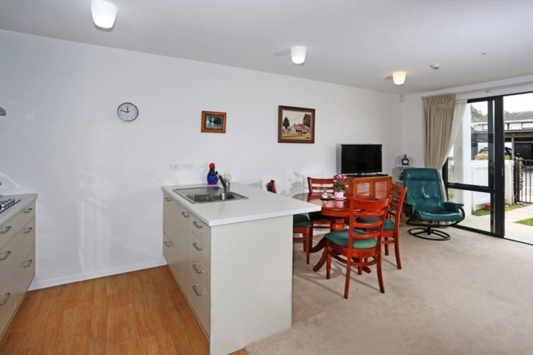 Photo of property in 4/104 Edinburgh Street, Pukekohe, 2120