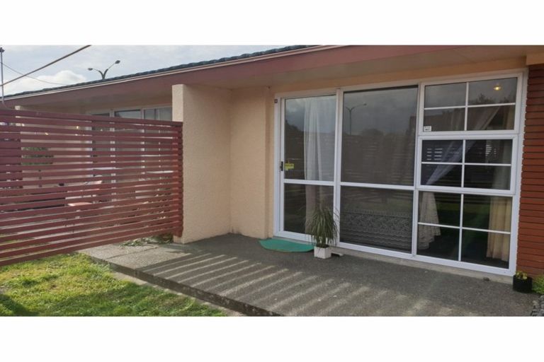Photo of property in 4/376 Kennedy Road, Pirimai, Napier, 4112