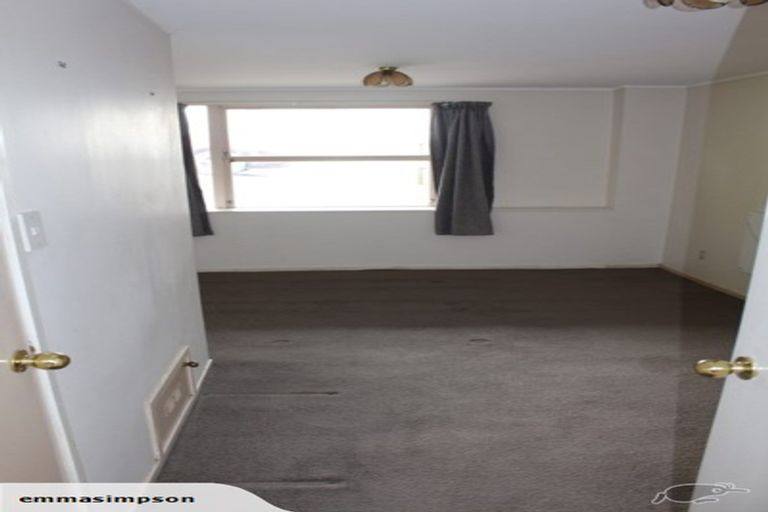 Photo of property in 1/51 Deep Creek Road, Waiake, Auckland, 0630