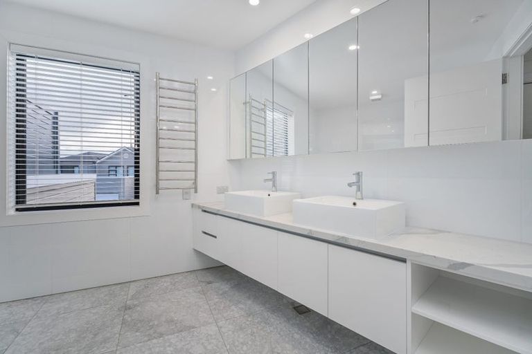 Photo of property in 16/6 The Marina, Tairua, 3508