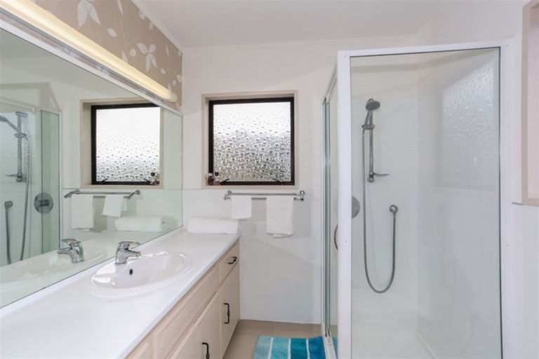 Photo of property in 1730 Great South Road, Bombay, Drury, 2579