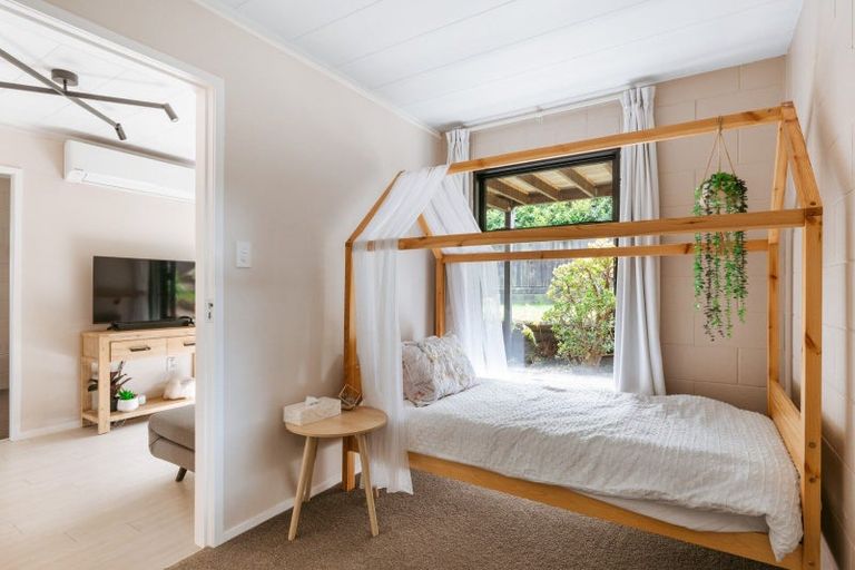 Photo of property in 103b Simpson Road, Papamoa Beach, Papamoa, 3118