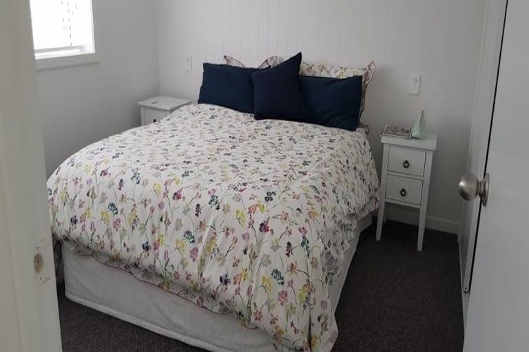 Photo of property in 2/7 Walter Street, Hauraki, Auckland, 0622