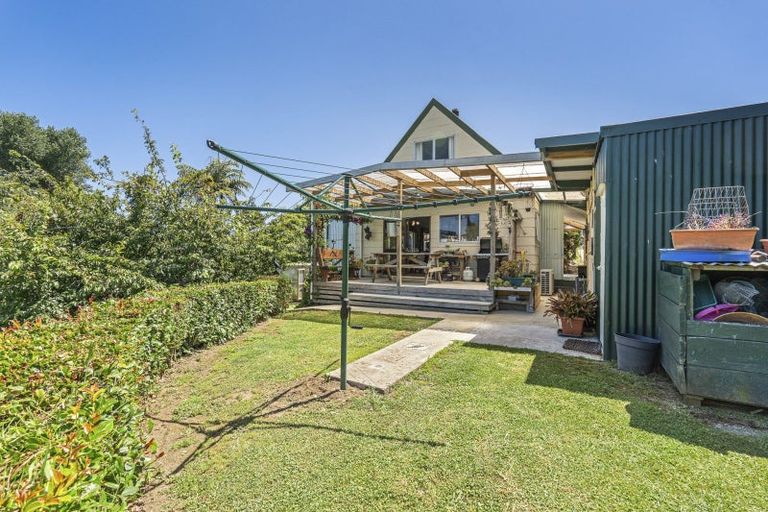 Photo of property in 10 Te Rangi Hiroa Place, Urenui, 4375