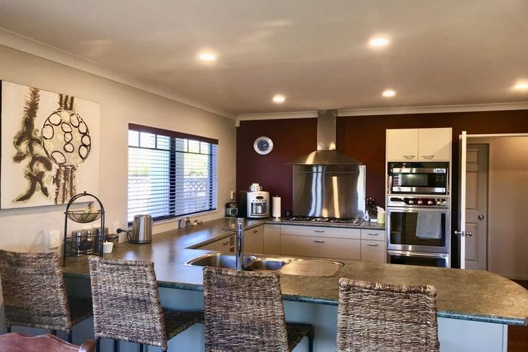 Photo of property in 12 The Masthead, Whitby, Porirua, 5024