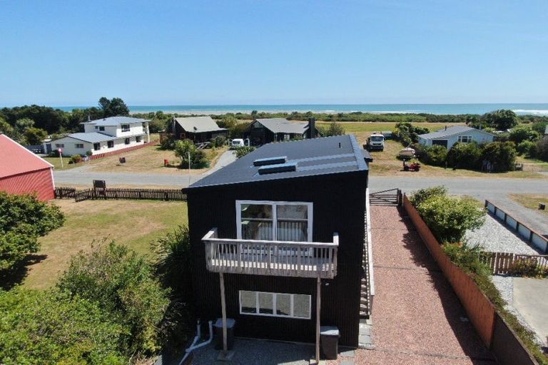Photo of property in 11 The Strand, Okarito, Whataroa, 7886