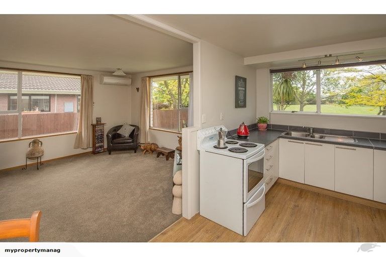 Photo of property in 1/73 Dunbarton Street, Redwood, Christchurch, 8051