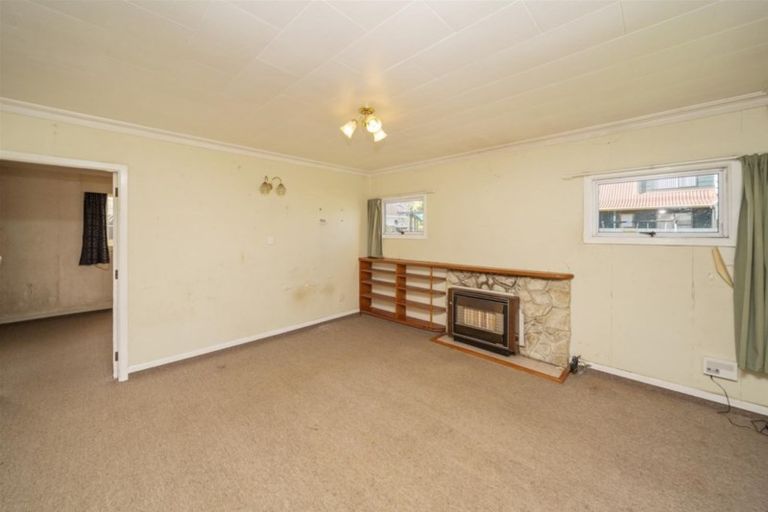 Photo of property in 13 Rimu Street, Hawera, 4610