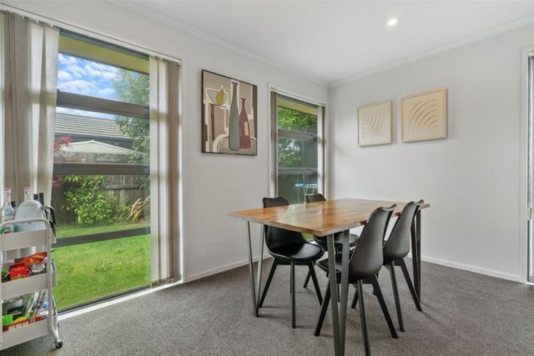 Photo of property in 11 Rainey Crescent, Papamoa Beach, Papamoa, 3118