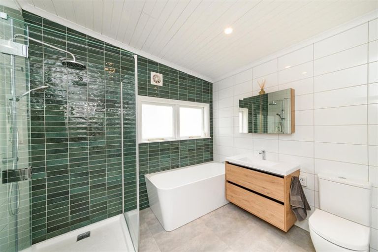 Photo of property in 93 Trickers Road, Bulls, 4818