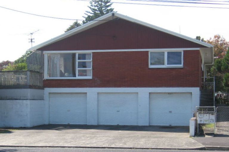 Photo of property in 2/29 Mahara Avenue, Birkenhead, Auckland, 0626