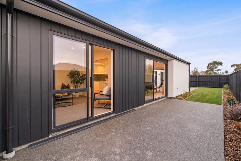 Photo of property in 16 Gingko Lane, Marshland, Christchurch, 8051