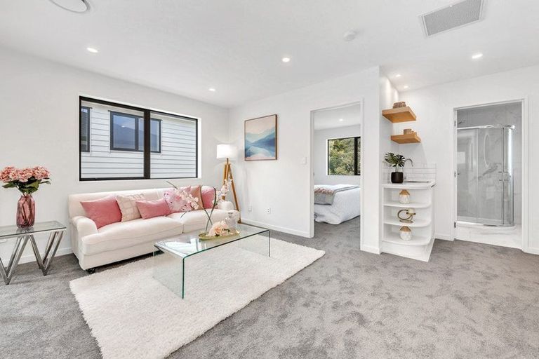 Photo of property in 10 Hughs Way, Flat Bush, Auckland, 2019