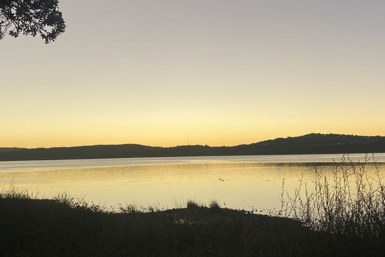 Photo of property in 389 Grays Road, Pauatahanui, Porirua, 5381