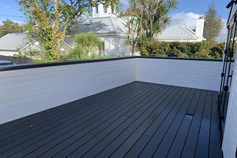 Photo of property in 124a Calliope Road, Stanley Point, Auckland, 0624