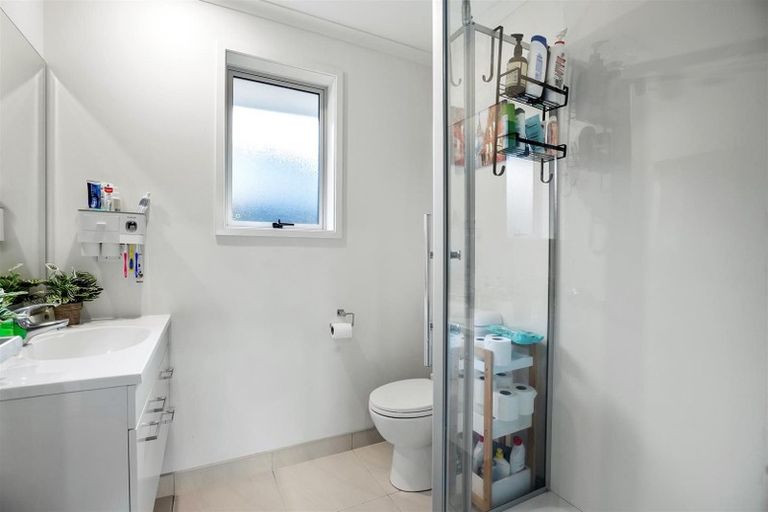 Photo of property in 17 Trevally Place, Snells Beach, 0920