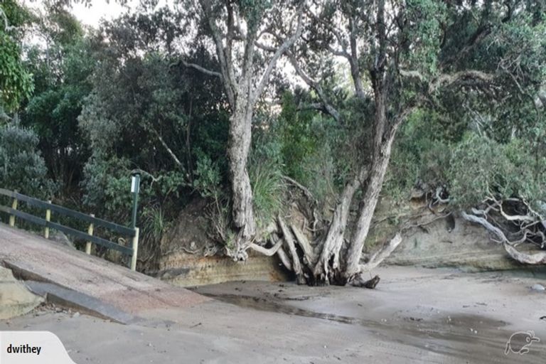 Photo of property in 8 Swann Beach Road, Stanmore Bay, Whangaparaoa, 0932