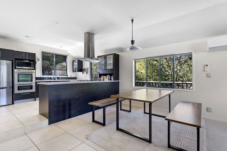 Photo of property in 5 Williams Street, Sunshine Bay, Queenstown, 9300