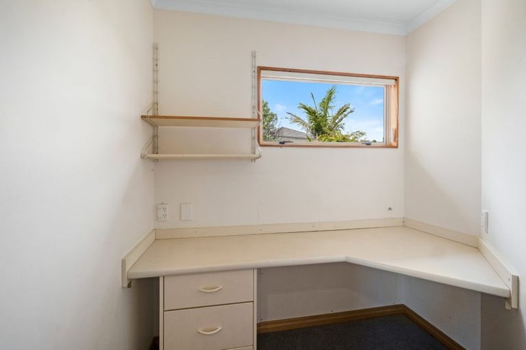 Photo of property in 10a Shelter Grove, Frankleigh Park, New Plymouth, 4310