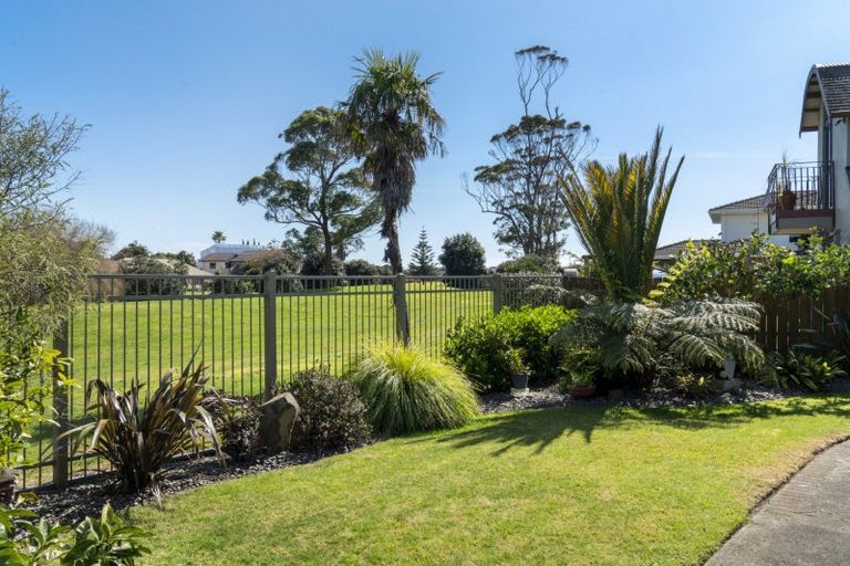 Photo of property in 42 Sovereign Drive, Papamoa Beach, Papamoa, 3118