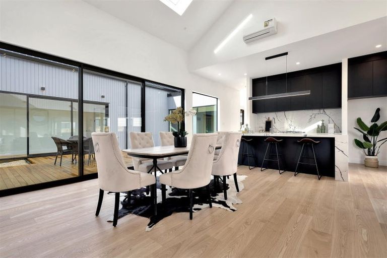 Photo of property in 14 Waka Ama Road, Karaka, Papakura, 2113