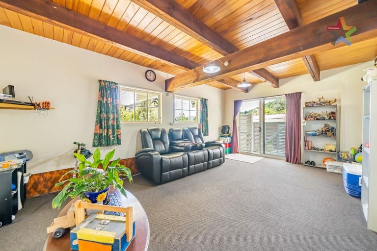 Photo of property in 4 Kerkwall Drive, Naenae, Lower Hutt, 5011