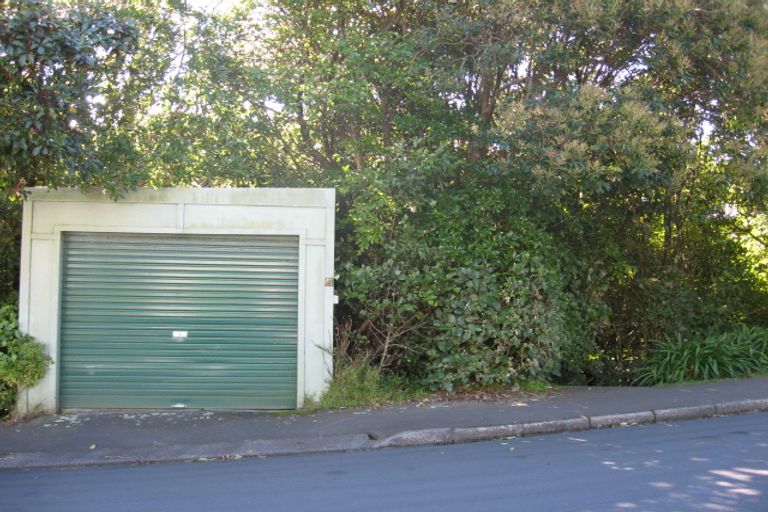 Photo of property in 6 Plymouth Street, Karori, Wellington, 6012