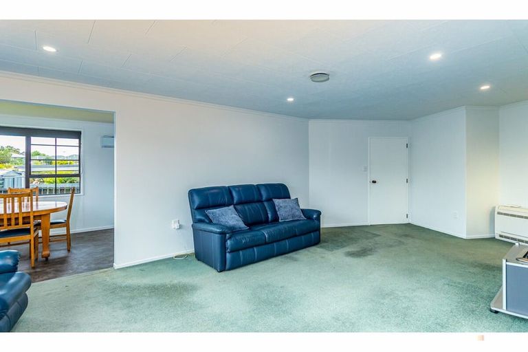 Photo of property in 15 Sawdon Place, Gleniti, Timaru, 7910