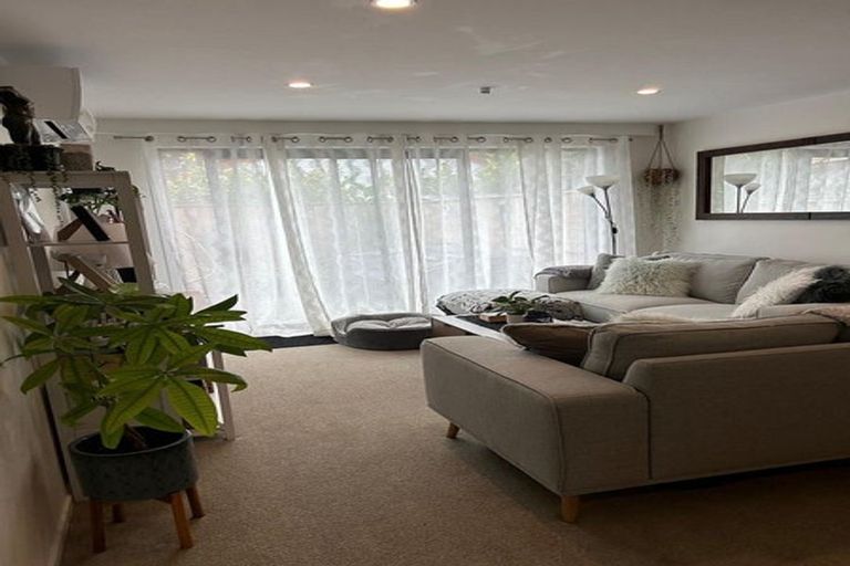 Photo of property in 5/23 Porutu Street, Fairfield, Lower Hutt, 5011