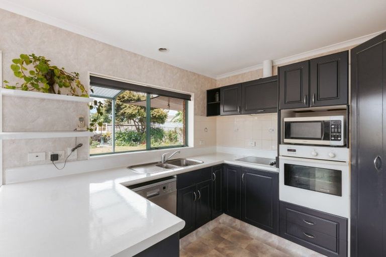 Photo of property in 172 Pacific View Road, Papamoa Beach, Papamoa, 3118